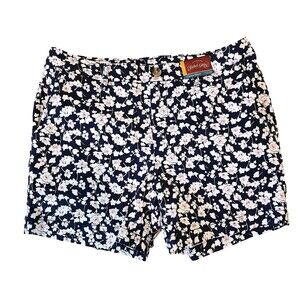 Faded Glory Woman's Chino Shorts - NWT Size 10